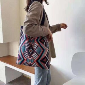 Single Shoulder Literary And Artistic Small Knitted Bag